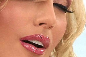 Trampling femdom Porn